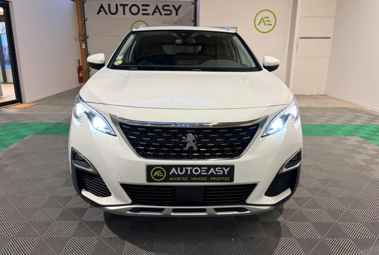 Peugeot 3008 Allure Business II (P84)1.5HDI 130CV + ATTELAGE + ENTRETIEN COMPLET-1ER MAIN