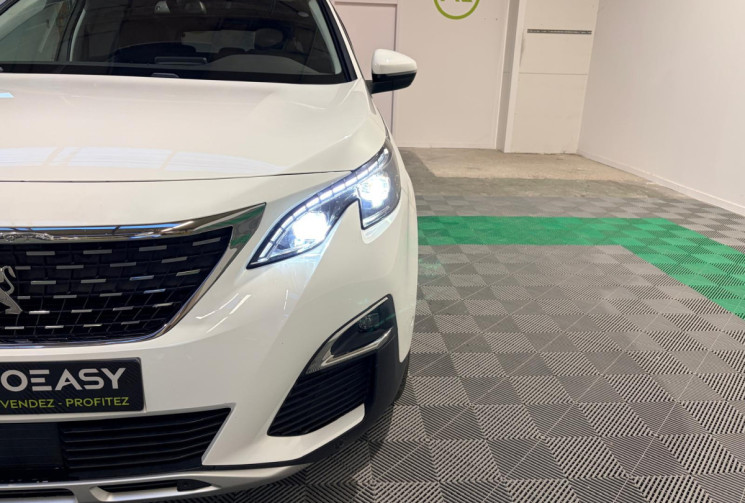 Peugeot 3008 Allure Business II (P84)1.5HDI 130CV + ATTELAGE + ENTRETIEN COMPLET-1ER MAIN