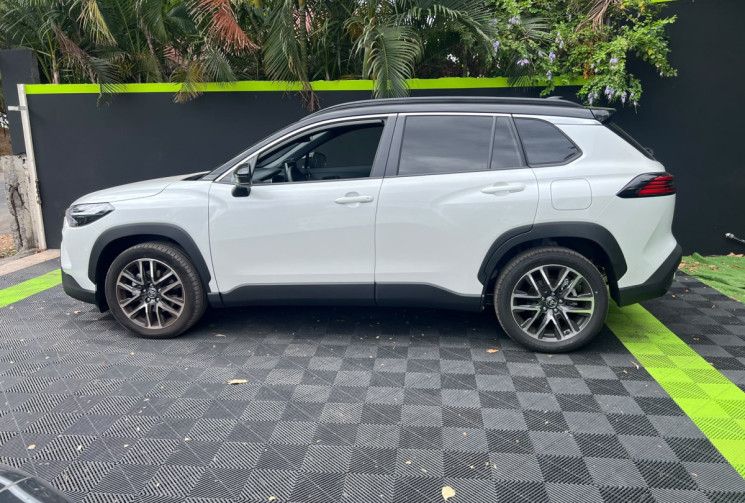 Toyota Corolla  CROSS 2.0 VVTI HYBRID AWD 196 cv