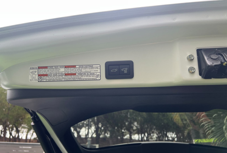 Toyota Corolla  CROSS 2.0 VVTI HYBRID AWD 196 cv