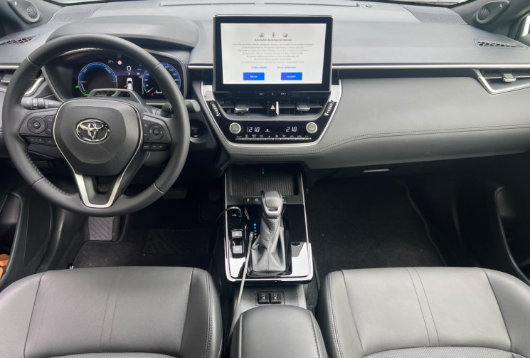 Toyota Corolla  CROSS 2.0 VVTI HYBRID AWD 196 cv