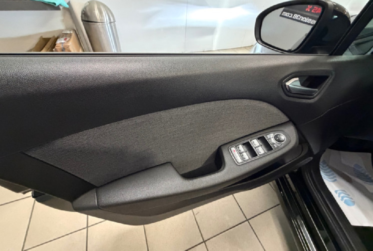 Renault CLIO V RENAULT CLIO V NOUVELLE Clio TCe 90 Techno