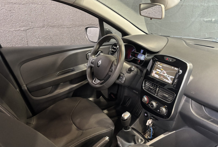 Renault Clio 0.9 TCe 75 GÉNÉRATION 2019 / RADARS AR / RÉTROS ÉLEC