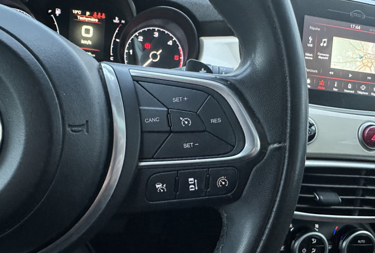 FIAT 500X FIAT 500X 1.6 MULTIJET 120 CH CITY CROSS BVA – TOIT OUVRANT – CAMÉRA DE RECUL