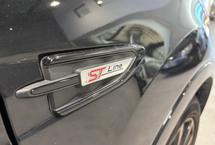 Ford Kuga 1.5 Flexifuel 150 ch 4x4 ST-Line / Boîte automatique / Suivi d’entretien complet