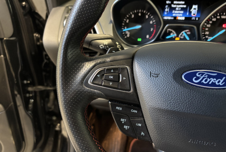 Ford Kuga 1.5 Flexifuel 150 ch 4x4 ST-Line / Boîte automatique / Suivi d’entretien complet