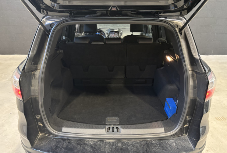 Ford Kuga 1.5 Flexifuel 150 ch 4x4 ST-Line / Boîte automatique / Suivi d’entretien complet