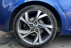 Renault Megane 1.6 tce / GT / 205ch / 87000km / Bose / HUD / Park assist / sièges chauffants / BVA