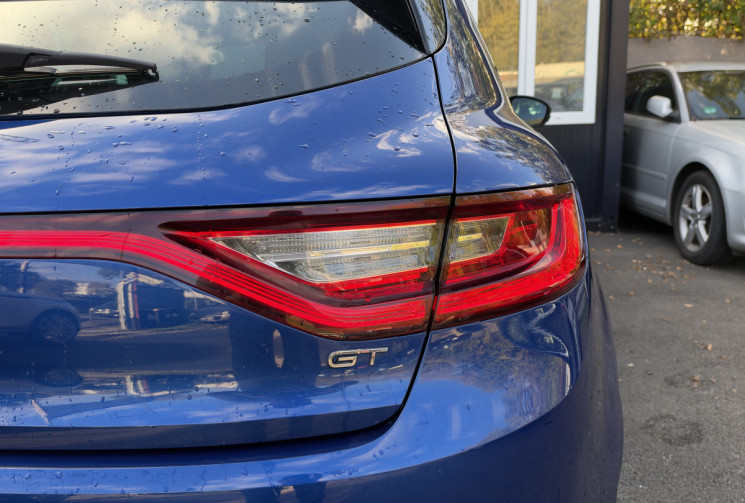 Renault Megane 1.6 tce / GT / 205ch / 87000km / Bose / HUD / Park assist / sièges chauffants / BVA