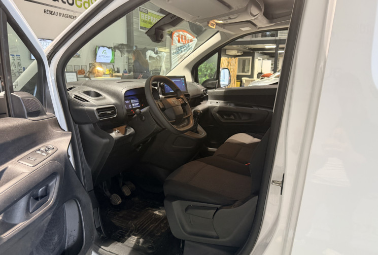 Toyota PROACE City Medium 100 D-4D MC24 CARPLAY