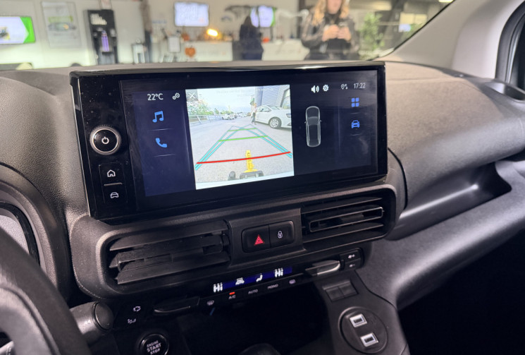 Toyota PROACE City Medium 100 D-4D MC24 CARPLAY
