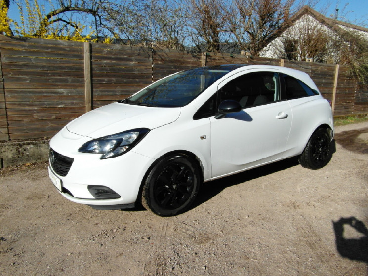 Opel corsa black