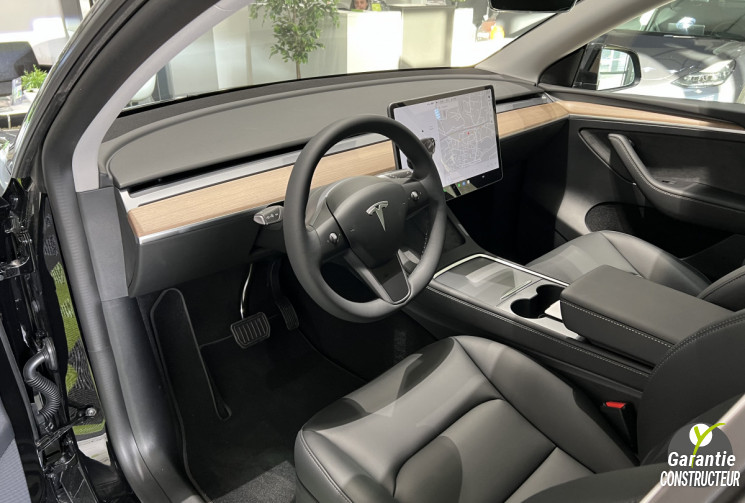 TESLA MODEL Y PROPULSION NEUF DISPO IMMEDIAT TVA RECUP 