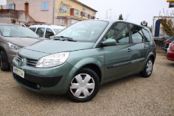 RENAULT SCENIC 2.0 136 CV 7 places essence 
