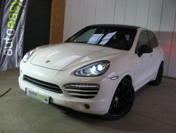 PORSCHE CAYENNE  (92A) V6 3.0 D 239 CV 5 portes