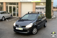 RENAULT CLIO III 1.5 dCi 85ch Rip Curl 3p courroie neuve