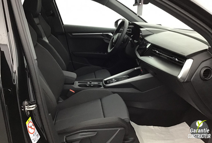 AUDI A3 30 TFSI MHEV DESIGN