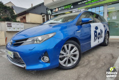 TOYOTA AURIS  Touring Sports HSD 136h Dynamic