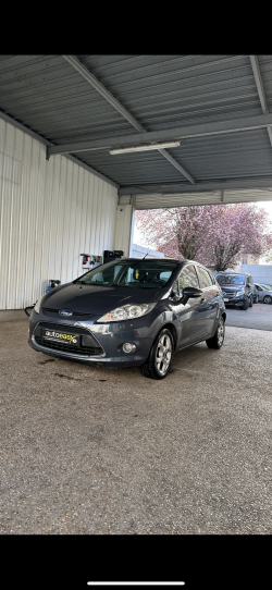 FORD FIESTA 1.4  70 TDCI titanium 