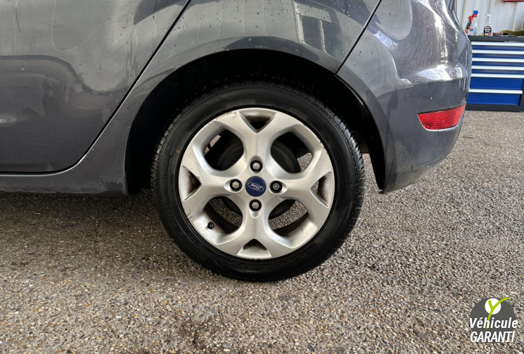 FORD FIESTA 1.4  70 TDCI titanium 