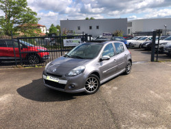 RENAULT CLIO 3 / 1.6 / 128 ch / Gordini / toit ouvrant / 5 p