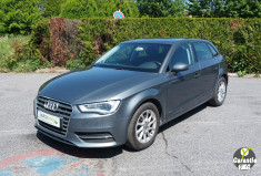 AUDI A3 SPORTBACK  1.6 TDI 110 Attraction /Cuir avec 89940 kms