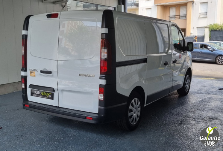 RENAULT TRAFIC 1.5 DCI 120