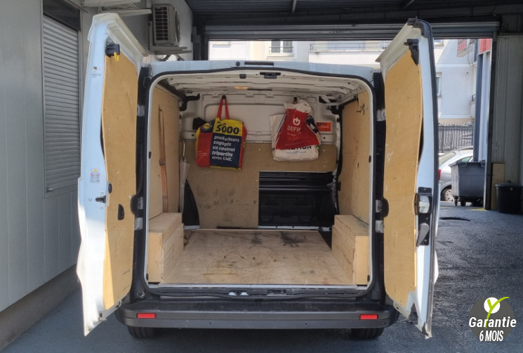 RENAULT TRAFIC 1.5 DCI 120
