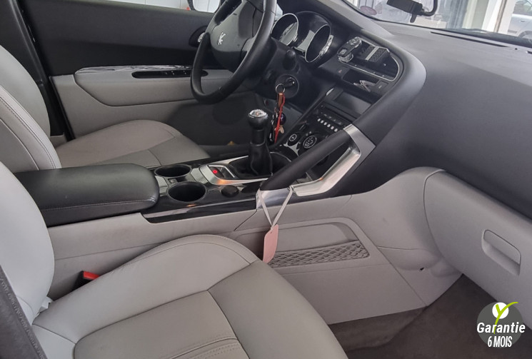 PEUGEOT 3008 1.6 VTI 120 ALLURE TOIT PANORAMIQUE 