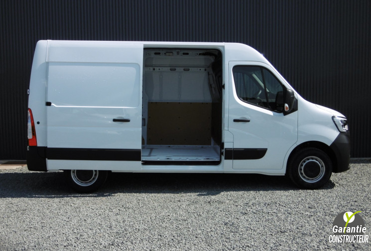 RENAULT Master Combi FGN TRAC F3500 L2H2 BLUE DCI 135 / GRAND CONFORT