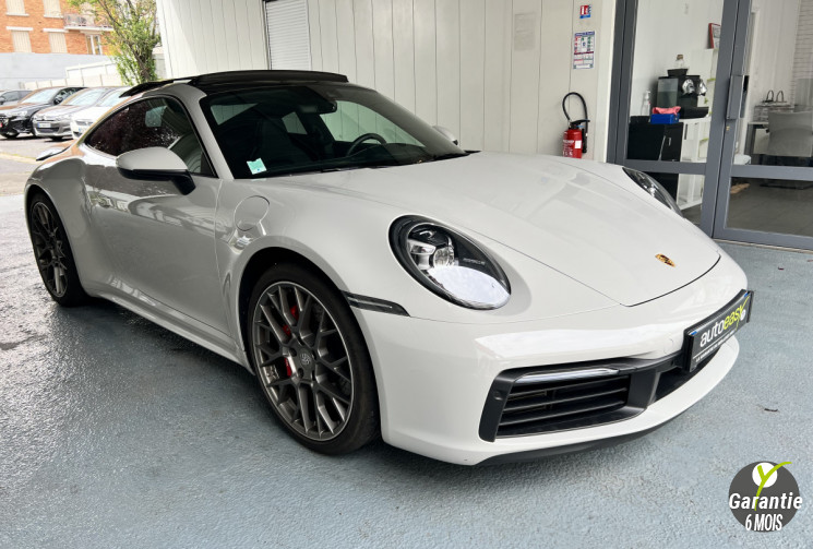 PORSCHE 911 Porsche 911 Type 992 Carrera 4S