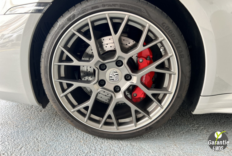 PORSCHE 911 Porsche 911 Type 992 Carrera 4S