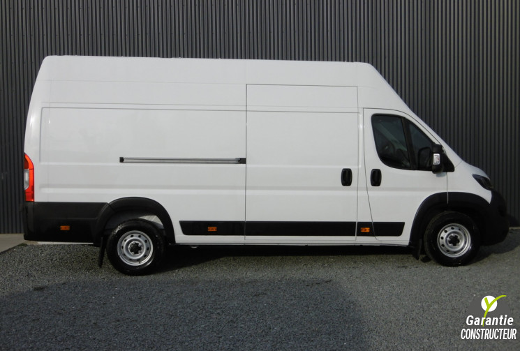 FIAT DUCATO FOURGON TOLE MAXI 3.5 XL H3 H3-POWER 140 CH / PACK4 portes / VUL / Diesel07/2021 - 08/