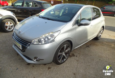 PEUGEOT 208 1.6 VTi 16V 120 cv BA Féline / Ct OK / Toit pano / Garantie 12 Mois / Critère 1 /Ethanol