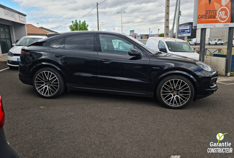 PORSCHE CAYENNE COUPE e-hybrid 3.0 v6 awd 462 ch