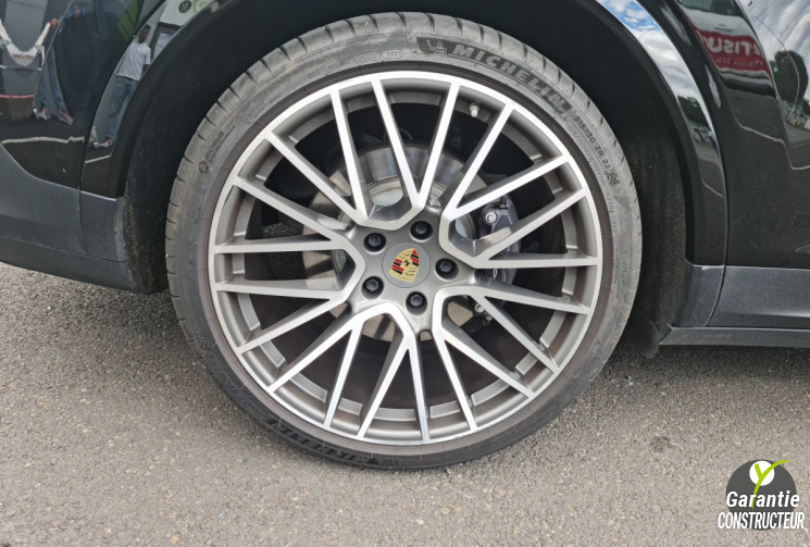 PORSCHE CAYENNE COUPE e-hybrid 3.0 v6 awd 462 ch