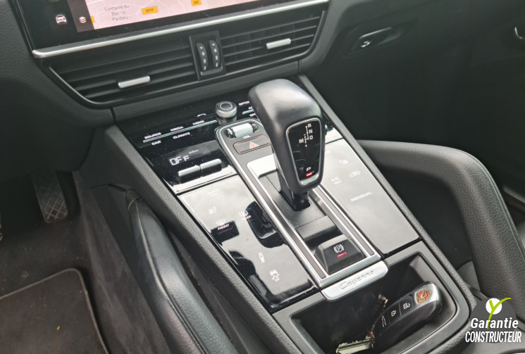 PORSCHE CAYENNE COUPE e-hybrid 3.0 v6 awd 462 ch