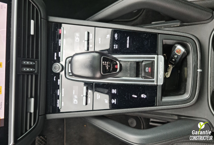 PORSCHE CAYENNE COUPE e-hybrid 3.0 v6 awd 462 ch