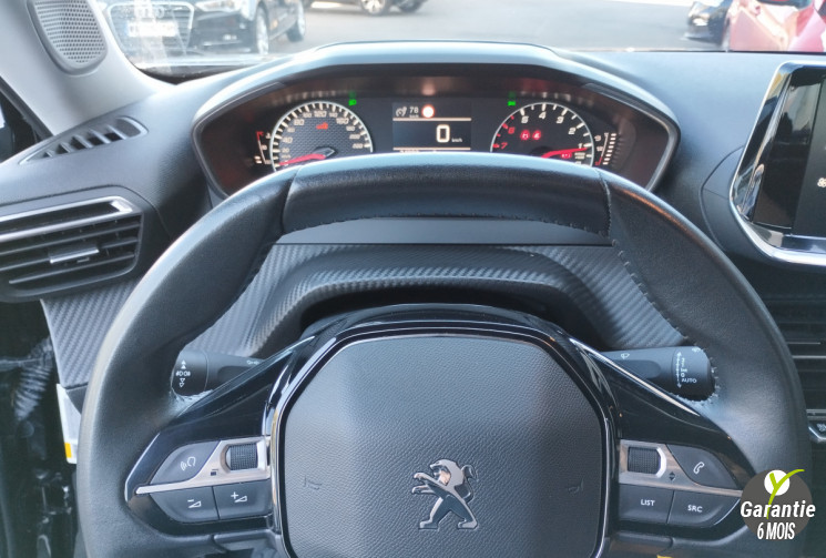 Peugeot 2008 1.2 PureTech 100 S&S active pack + options 2021 *25000  km