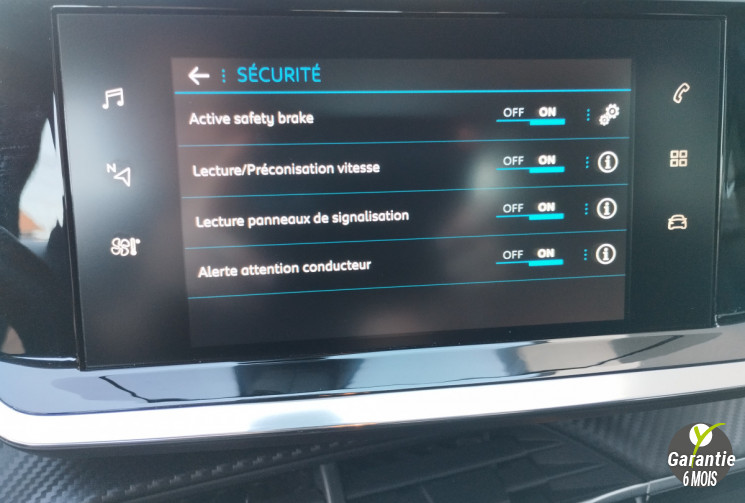 PEUGEOT 2008 1.2 PureTech 100 S&S active pack + options 2021 24900 km