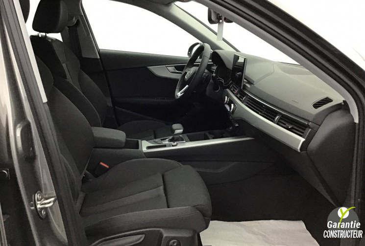 AUDI A4 Avant 35 TDI S LINE EDITION