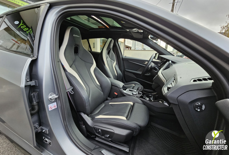 BMW SERIE 1 M135i xDrive 306 ch M Performance 50 ème  anniversaire