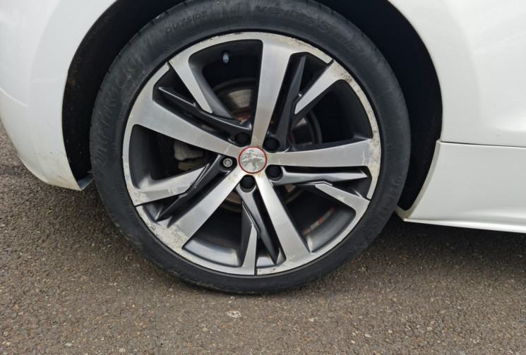 Peugeot RCZ 1.6 THP 200 CH GT LINE