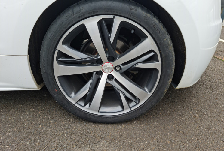 Peugeot RCZ 1.6 THP 200 CH GT LINE