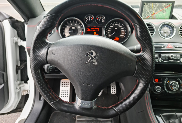 Peugeot RCZ 1.6 THP 200 CH GT LINE