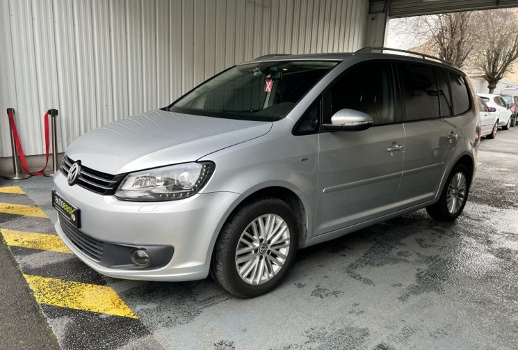 VOLKSWAGEN TOURAN 1.6 105 CUP