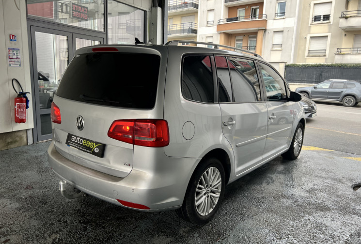 VOLKSWAGEN TOURAN 1.6 105 CUP