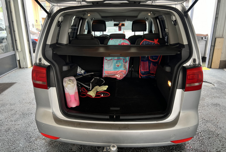 VOLKSWAGEN TOURAN 1.6 105 CUP
