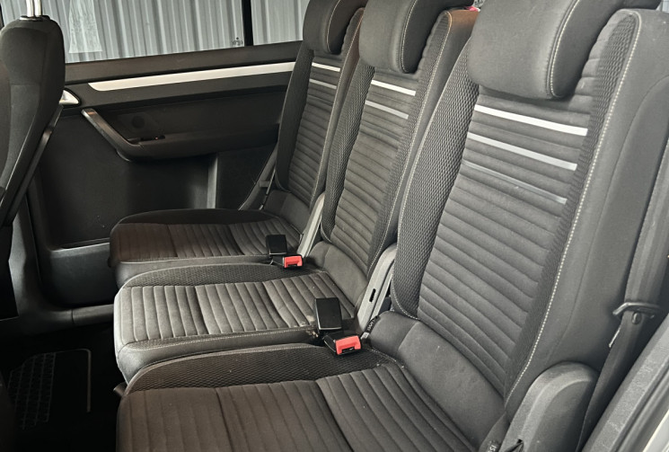 VOLKSWAGEN TOURAN 1.6 105 CUP