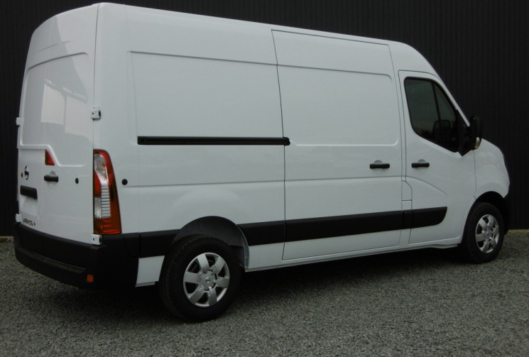 NISSAN NV400 FOURGON L2H2 3T5 2.3 DCI 135 / N-CONNECTA
